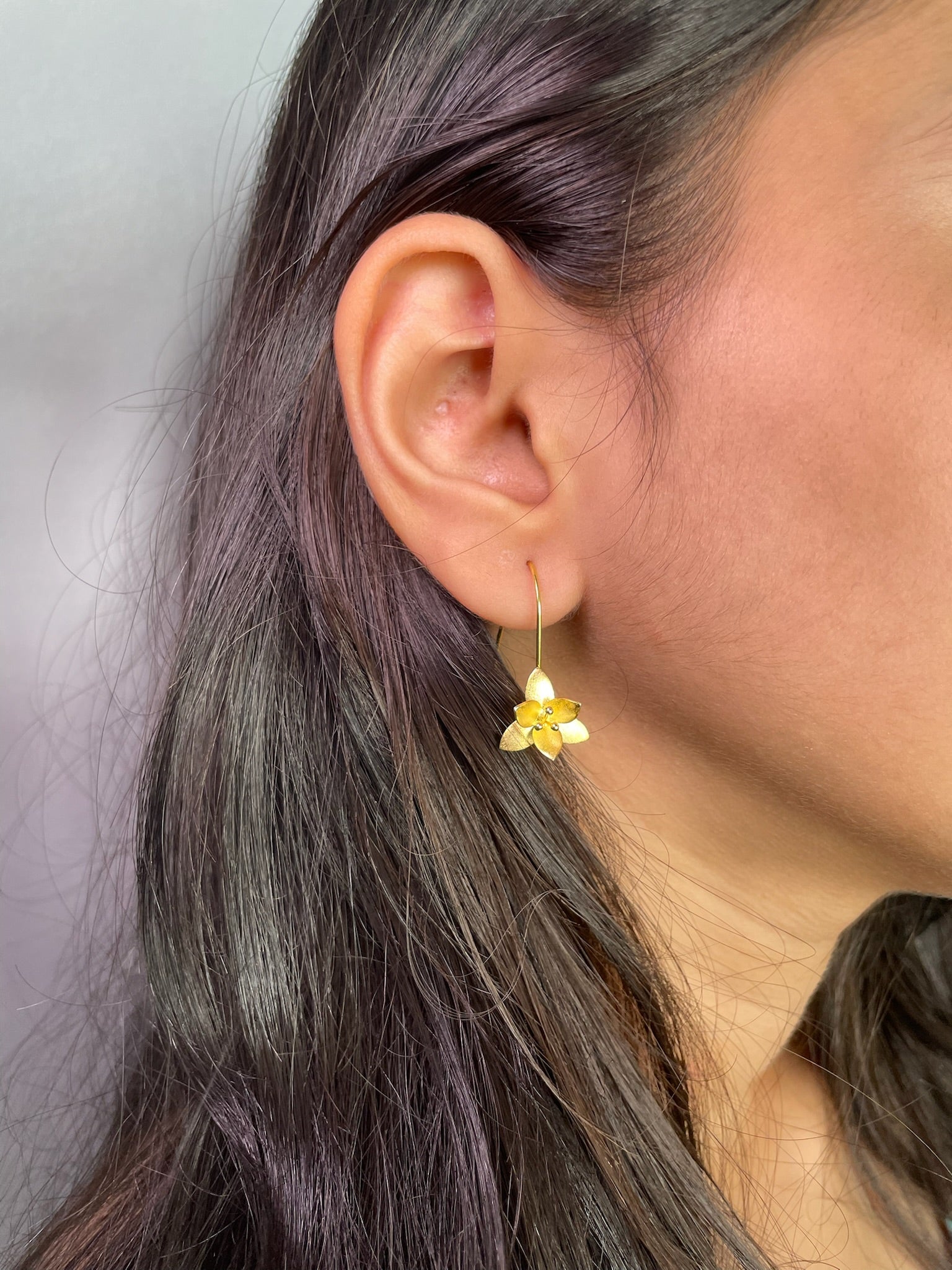 Aisha – Convertible Matte Gold Multi-Way Drops