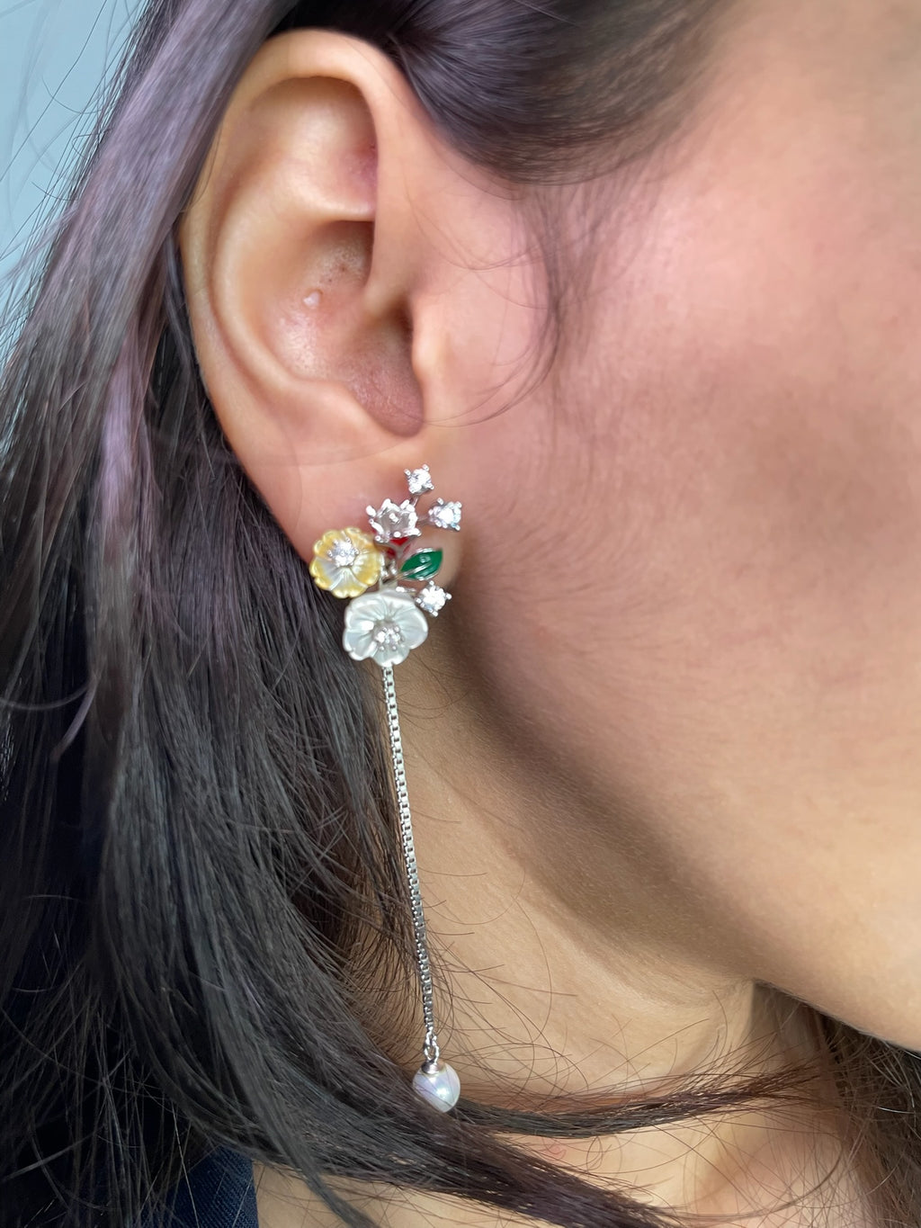 Aditi – Dual Shell Blossom Linear Threader Drops