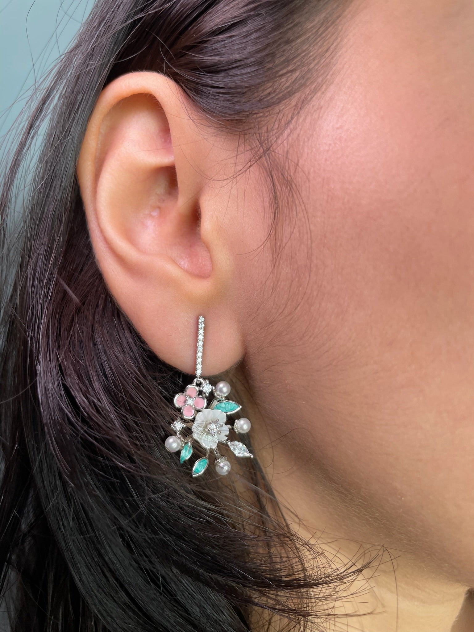 Avni – Linear Pearl and Mixed-Media Flower Earrings
