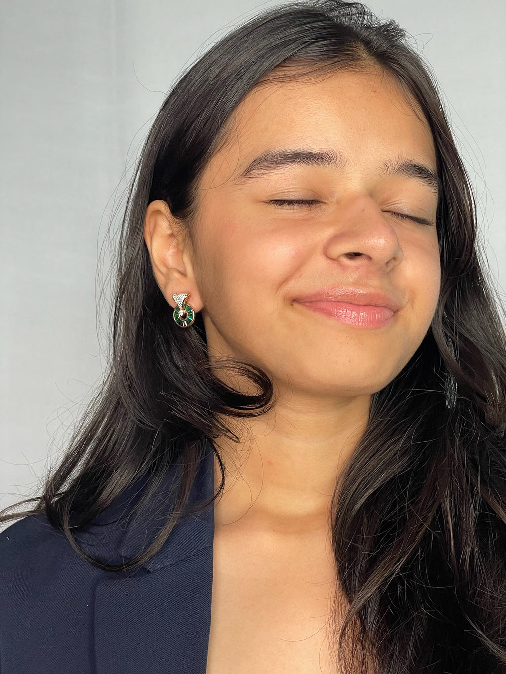 Nila - Art Deco Green Baguette Circular Studs