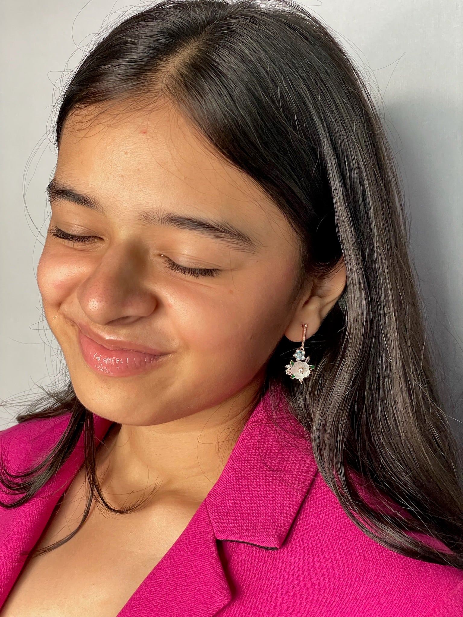 Tanvi – Linear Pastel Garden Flower Earrings