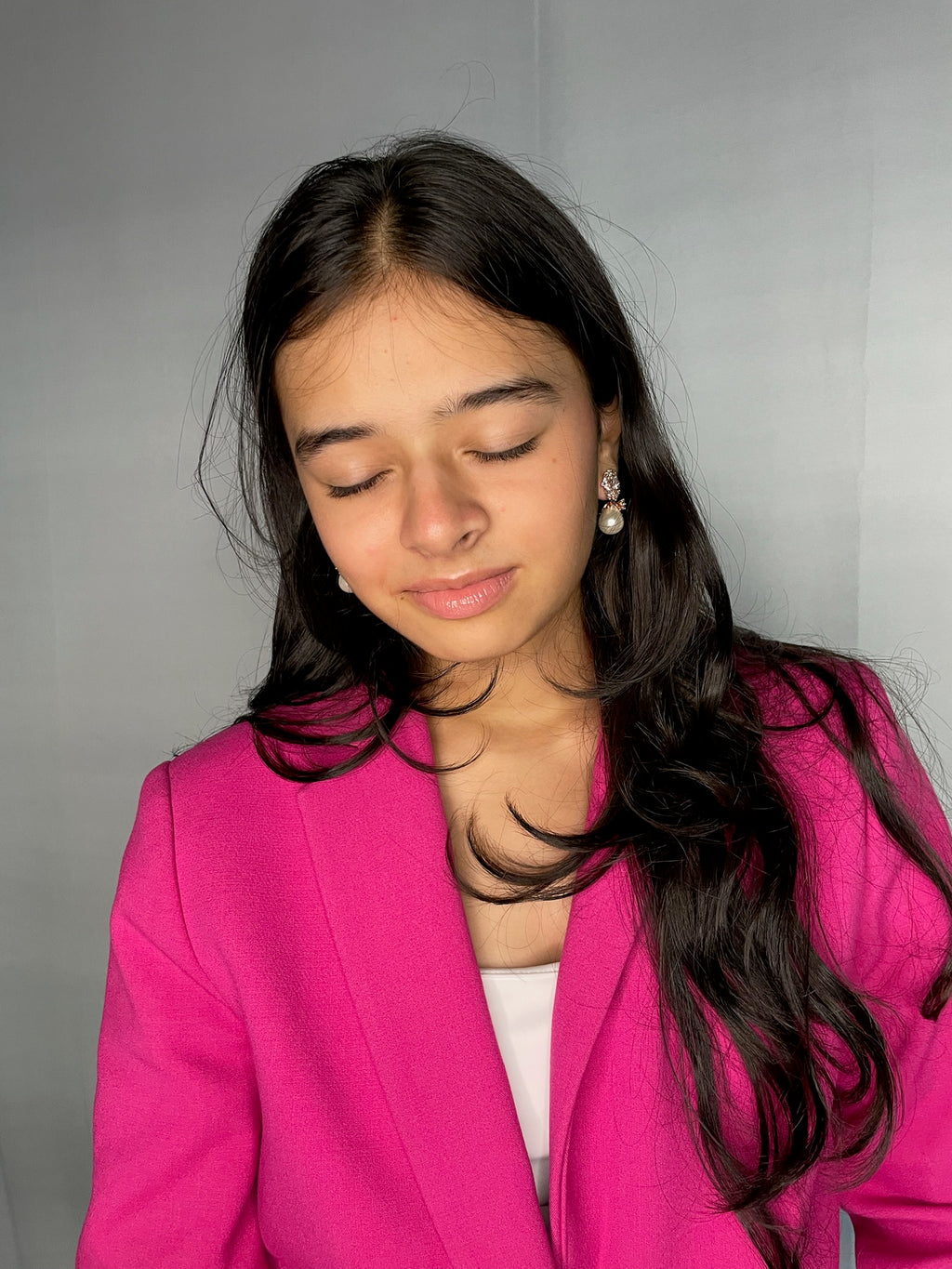Isha – Rose Gold Pearl Halo Drops